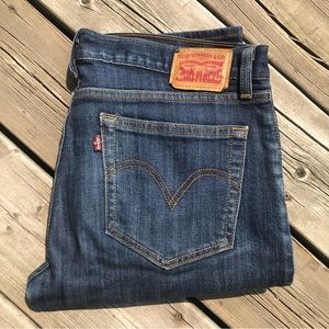 Levi’s | Boyfriend Skinny Fit